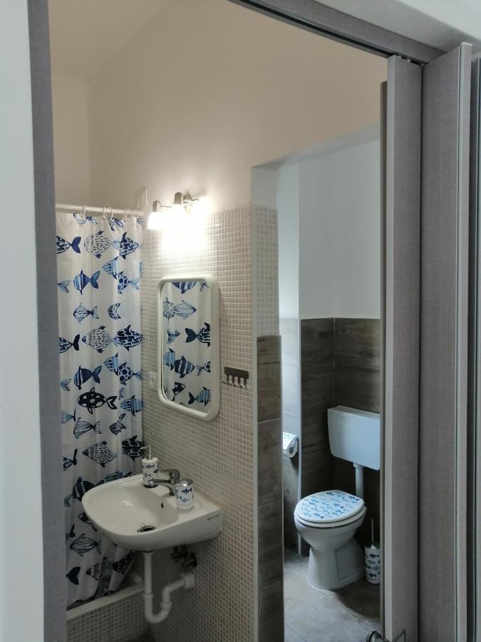 Albergo Blue Fish Albisola Superiore Exterior photo